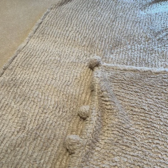 Pottery Barn Sherpa Throw Blanket (Light Khaki) - Picture 4 of 4